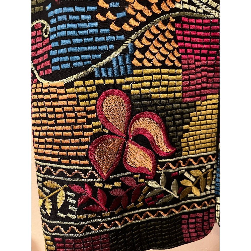 Chico's Embroidered Vest Boho Artsy Festival Floral Multi Color Women's Size 1/M - Picture 6 of 12